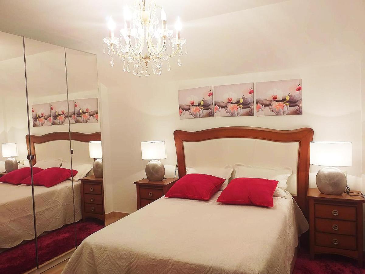 カルダス・デ・レイス Casa Victoria Garden Con Jacuzzi Y Piscinaヴィラ エクステリア 写真