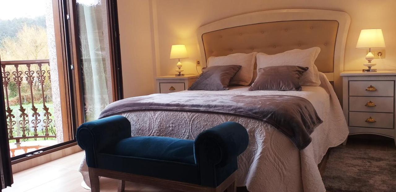 カルダス・デ・レイス Casa Victoria Garden Con Jacuzzi Y Piscinaヴィラ エクステリア 写真