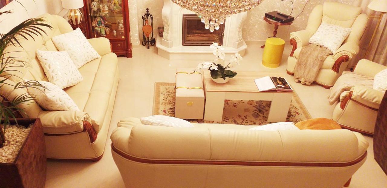 カルダス・デ・レイス Casa Victoria Garden Con Jacuzzi Y Piscinaヴィラ エクステリア 写真