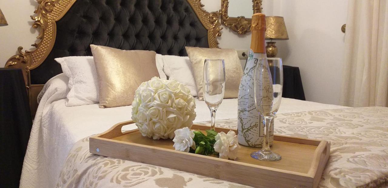 カルダス・デ・レイス Casa Victoria Garden Con Jacuzzi Y Piscinaヴィラ エクステリア 写真