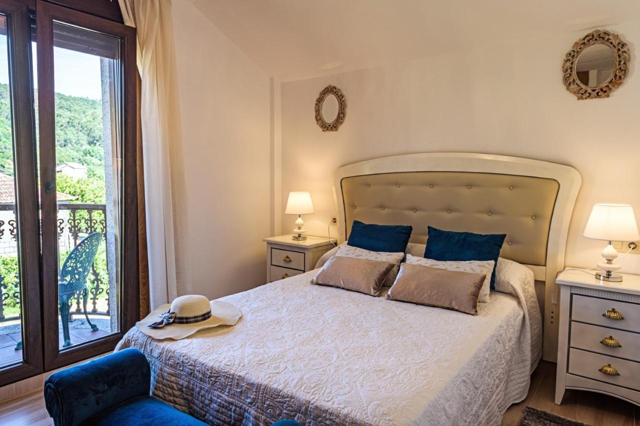 カルダス・デ・レイス Casa Victoria Garden Con Jacuzzi Y Piscinaヴィラ エクステリア 写真