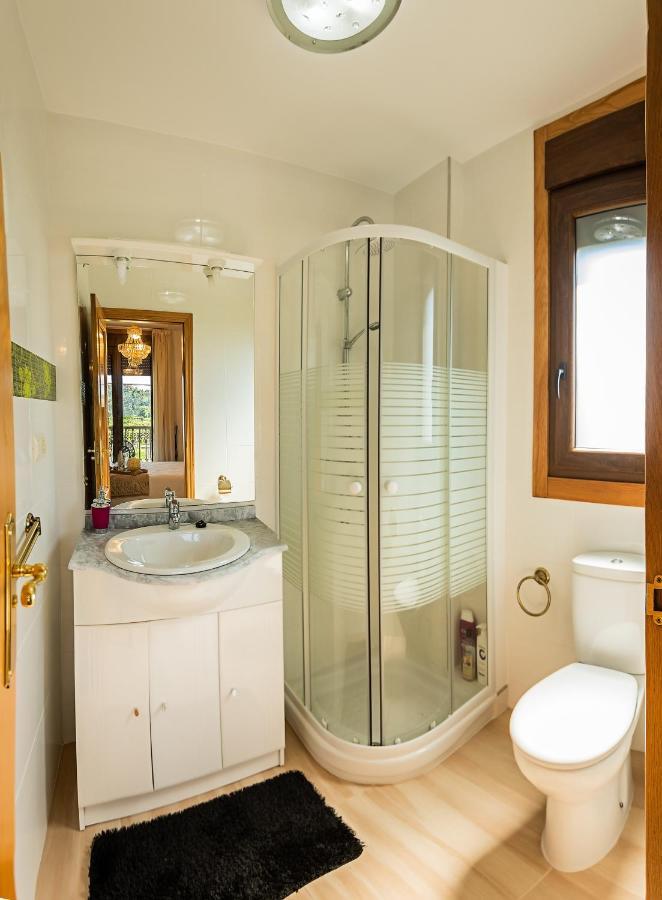 カルダス・デ・レイス Casa Victoria Garden Con Jacuzzi Y Piscinaヴィラ エクステリア 写真