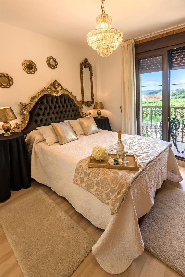 カルダス・デ・レイス Casa Victoria Garden Con Jacuzzi Y Piscinaヴィラ エクステリア 写真