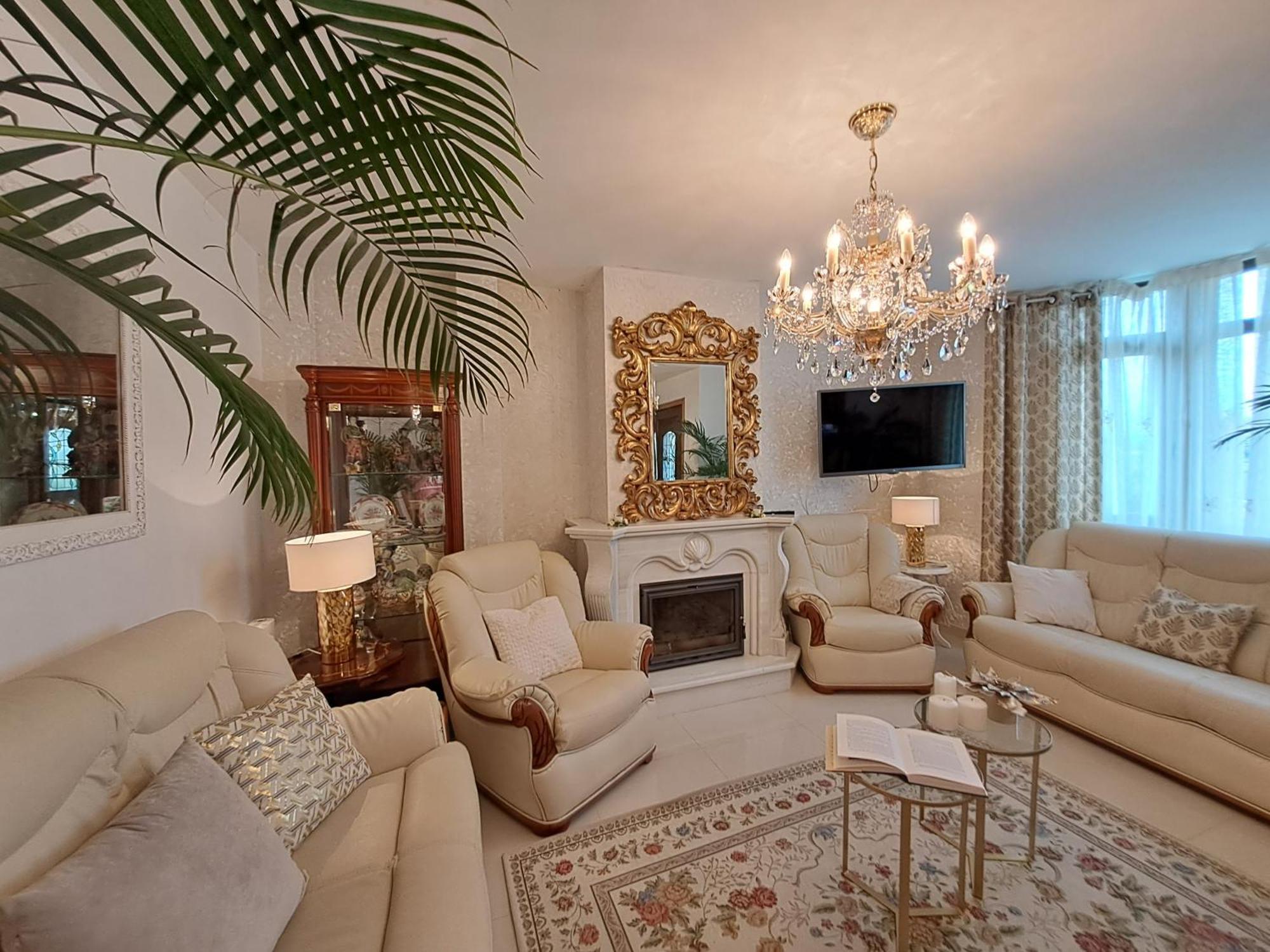 カルダス・デ・レイス Casa Victoria Garden Con Jacuzzi Y Piscinaヴィラ エクステリア 写真